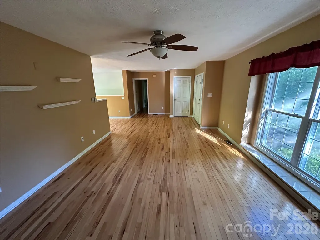 126 Ridgeline Road Clyde NC 28721