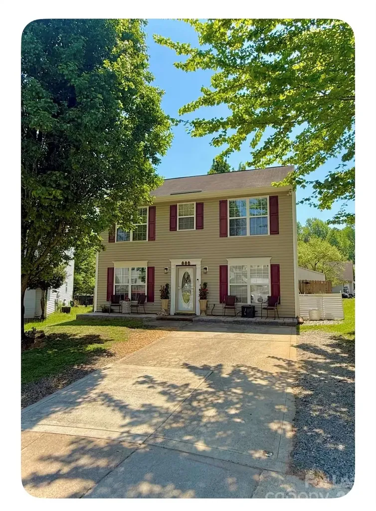 409 Goosedown Court Charlotte NC 28216