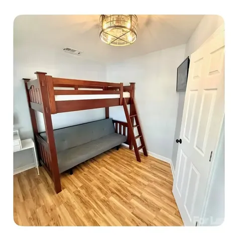 409 Goosedown Court Charlotte NC 28216