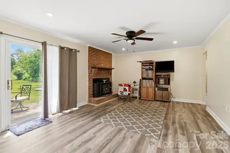 364 Dana Drive Catawba SC 29704