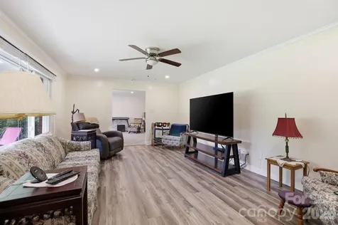 364 Dana Drive Catawba SC 29704