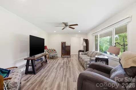 364 Dana Drive Catawba SC 29704