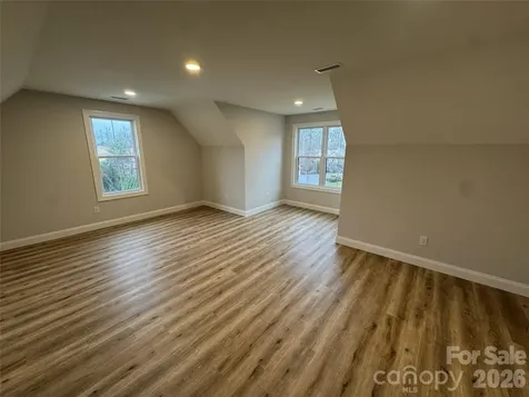 112 Wexford Pointe Hickory NC 28601