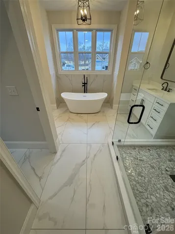 112 Wexford Pointe Hickory NC 28601