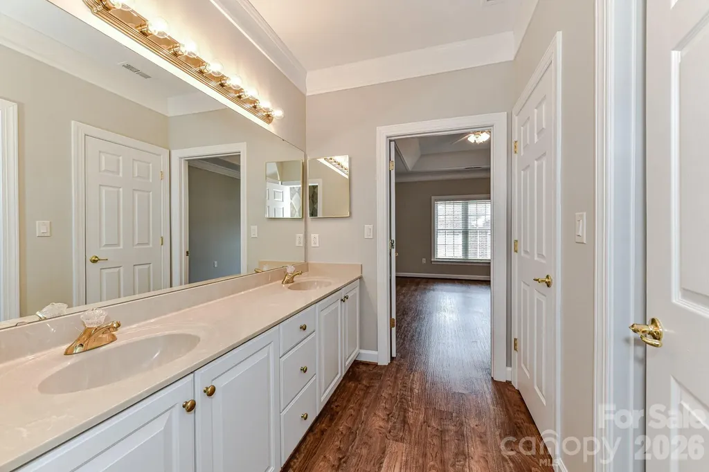 8629 Windsor Ridge Drive Charlotte NC 28277