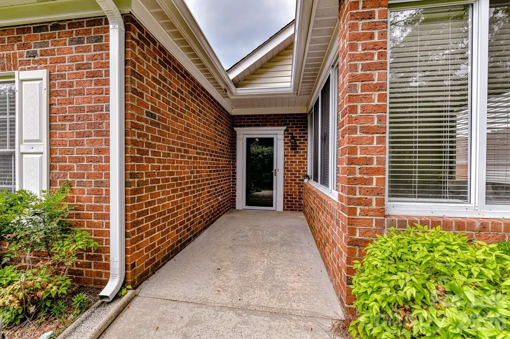 8629 Windsor Ridge Drive Charlotte NC 28277
