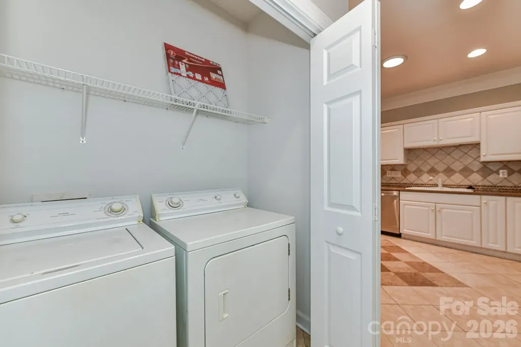 8629 Windsor Ridge Drive Charlotte NC 28277