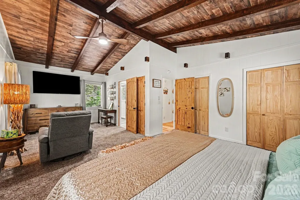 512 Deerfield Road Mount Gilead NC 27306
