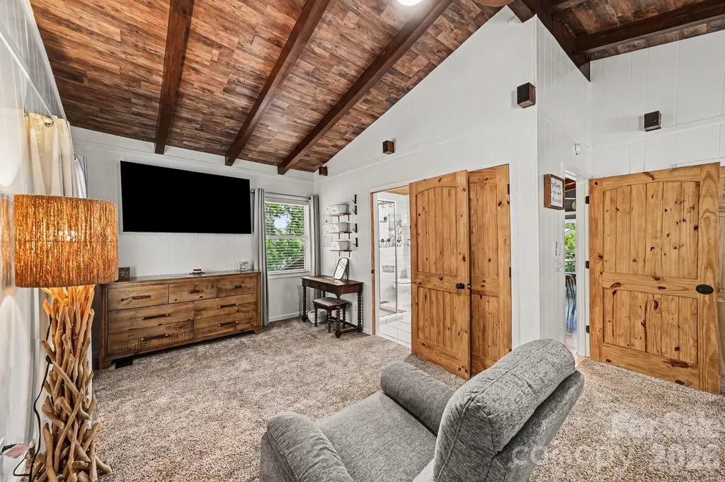 512 Deerfield Road Mount Gilead NC 27306