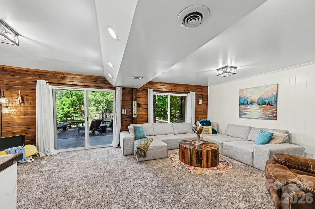 512 Deerfield Road Mount Gilead NC 27306