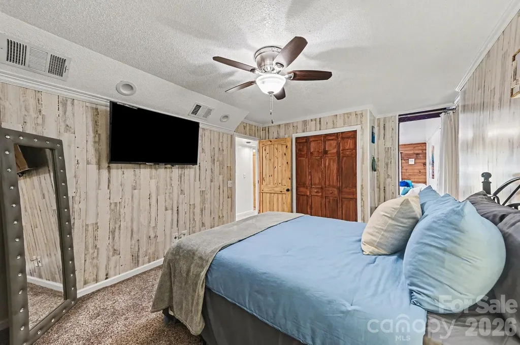 512 Deerfield Road Mount Gilead NC 27306