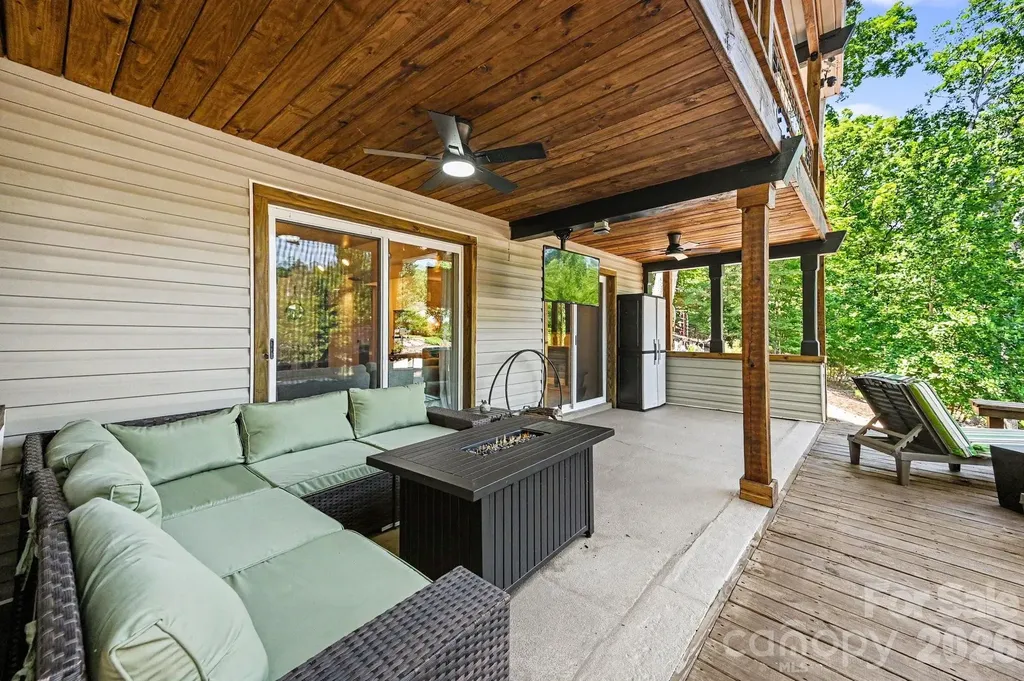 512 Deerfield Road Mount Gilead NC 27306