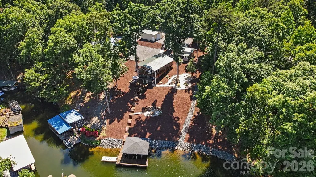 512 Deerfield Road Mount Gilead NC 27306