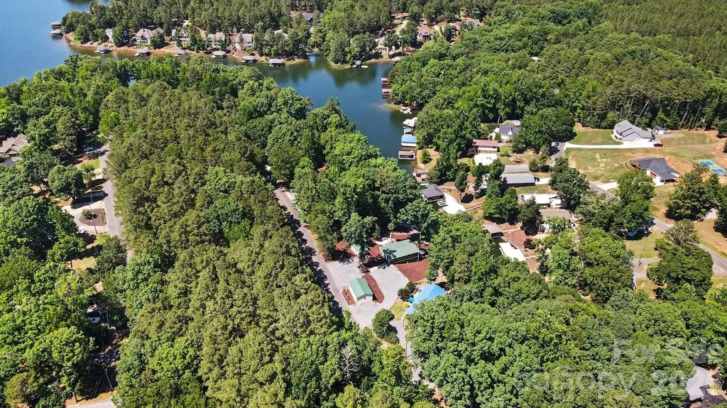 512 Deerfield Road Mount Gilead NC 27306