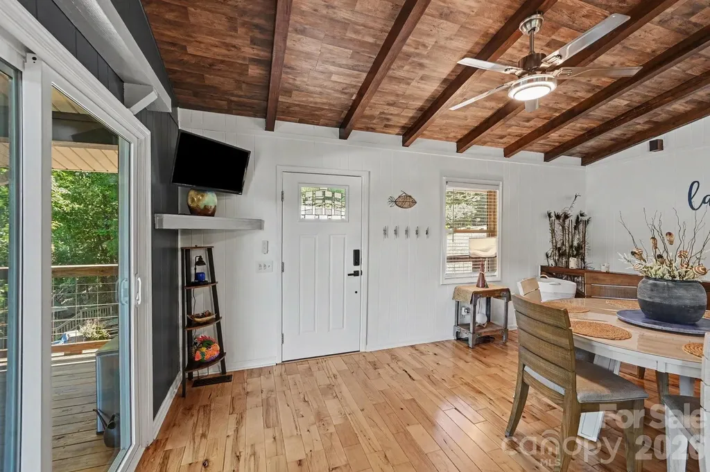 512 Deerfield Road Mount Gilead NC 27306