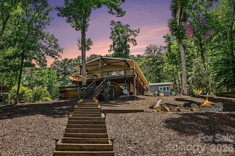 512 Deerfield Road Mount Gilead NC 27306