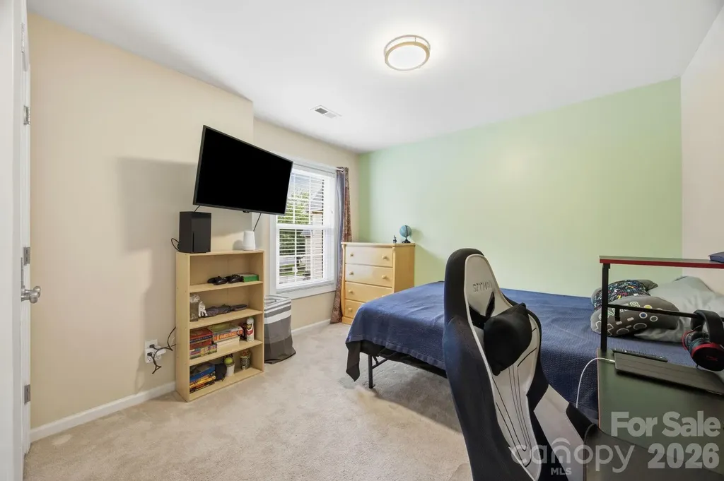 16106 Cloverleaf Court Charlotte NC 28277