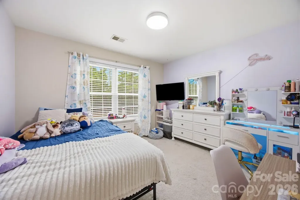 16106 Cloverleaf Court Charlotte NC 28277