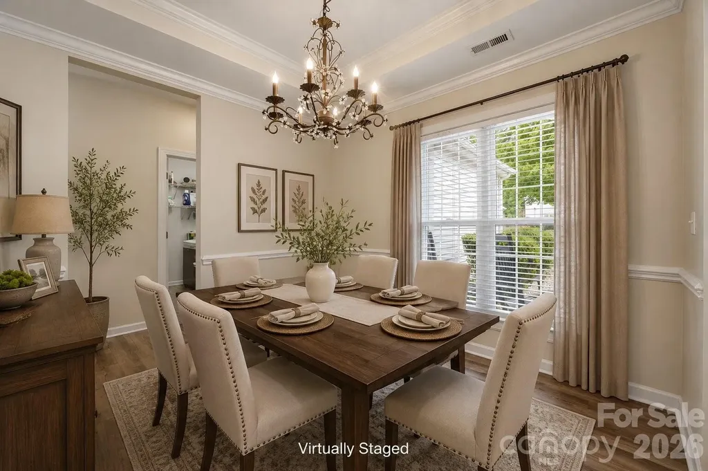 16106 Cloverleaf Court Charlotte NC 28277