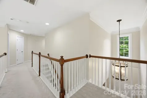 16106 Cloverleaf Court Charlotte NC 28277