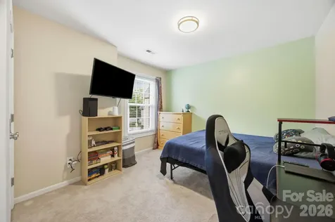 16106 Cloverleaf Court Charlotte NC 28277