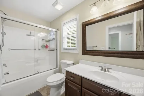 16106 Cloverleaf Court Charlotte NC 28277