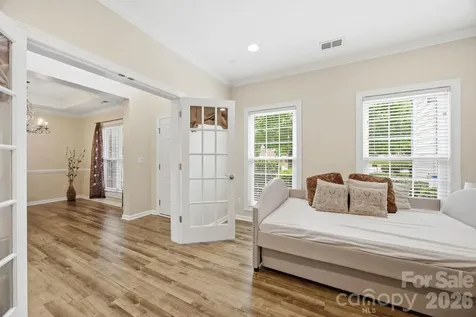 16106 Cloverleaf Court Charlotte NC 28277