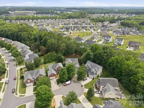 16106 Cloverleaf Court Charlotte NC 28277