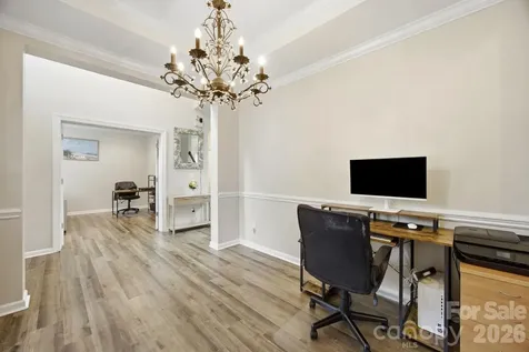 16106 Cloverleaf Court Charlotte NC 28277