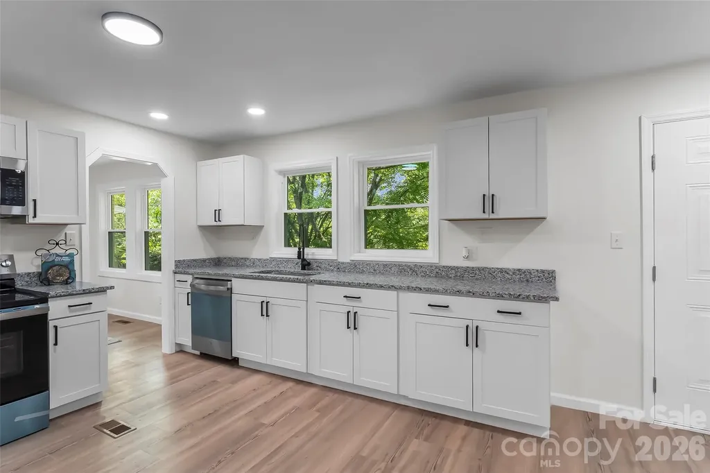 2705 Robinson Road Newton NC 28658