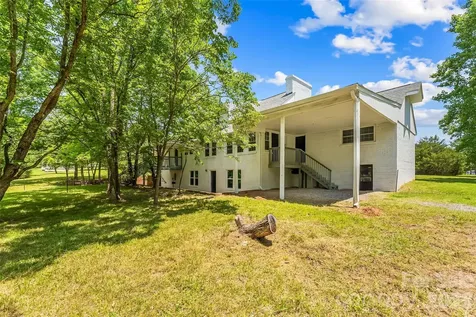 2705 Robinson Road Newton NC 28658