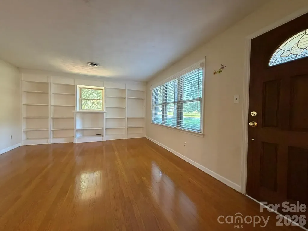 110 1st Street Place SE Conover NC 28613