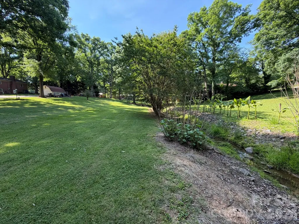 110 1st Street Place SE Conover NC 28613
