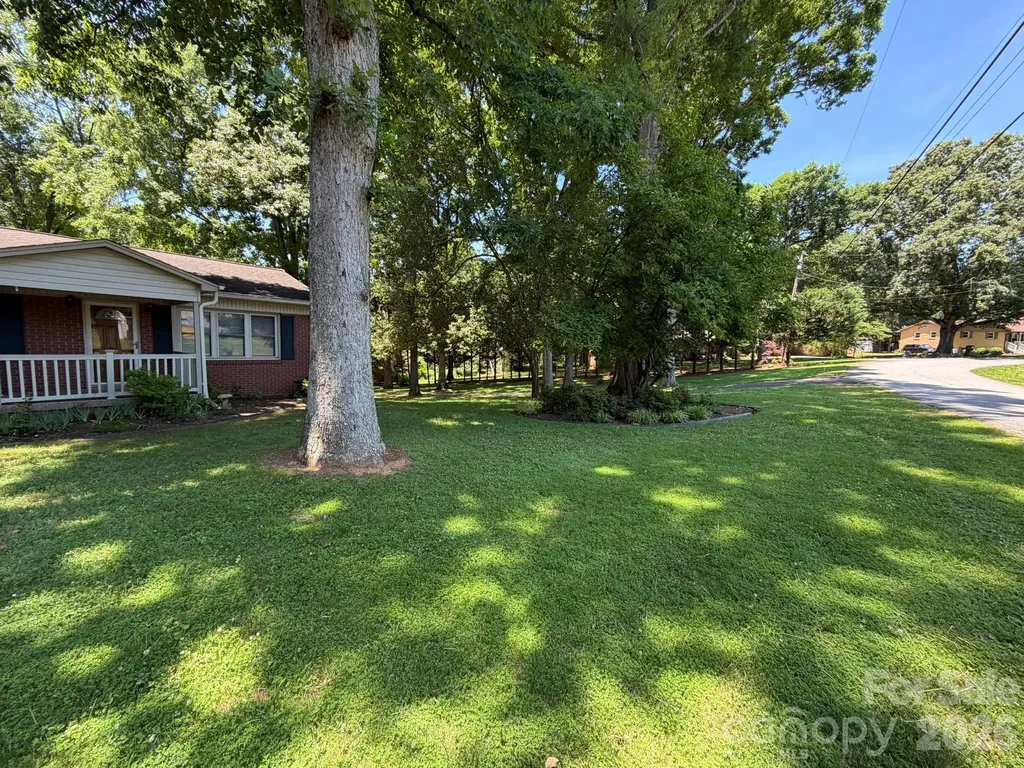 110 1st Street Place SE Conover NC 28613