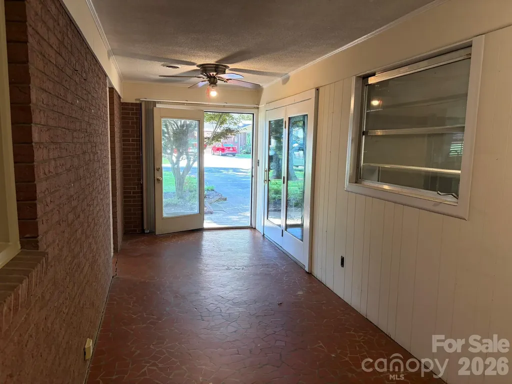 110 1st Street Place SE Conover NC 28613