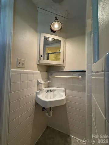 110 1st Street Place SE Conover NC 28613