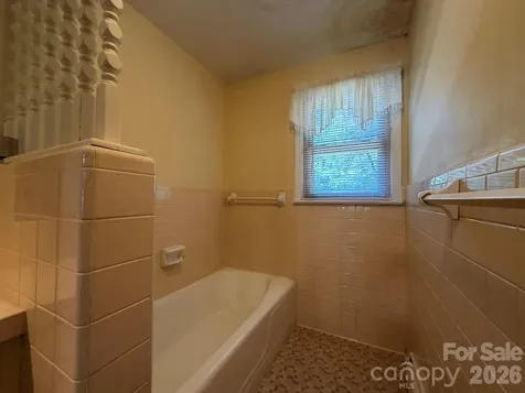 110 1st Street Place SE Conover NC 28613