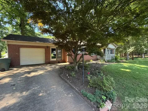 110 1st Street Place SE Conover NC 28613