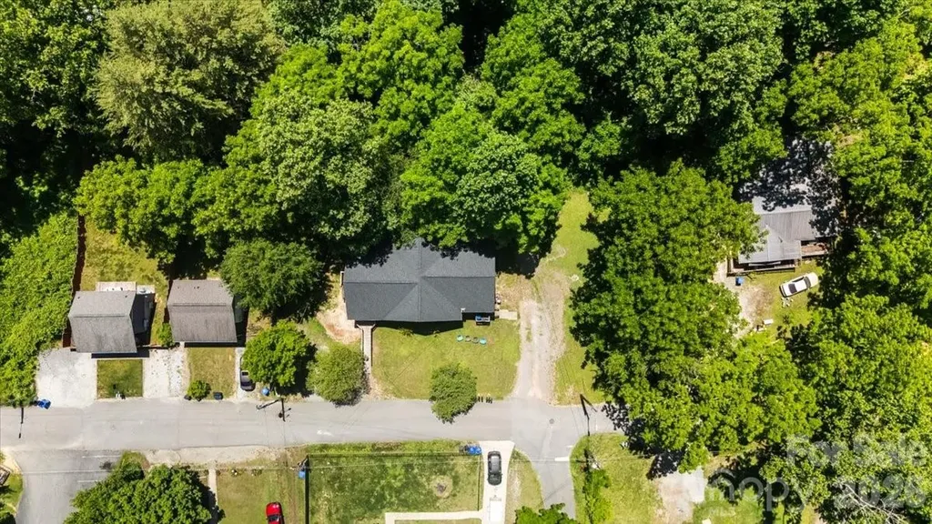 193 Duckworth Avenue Brevard NC 28712