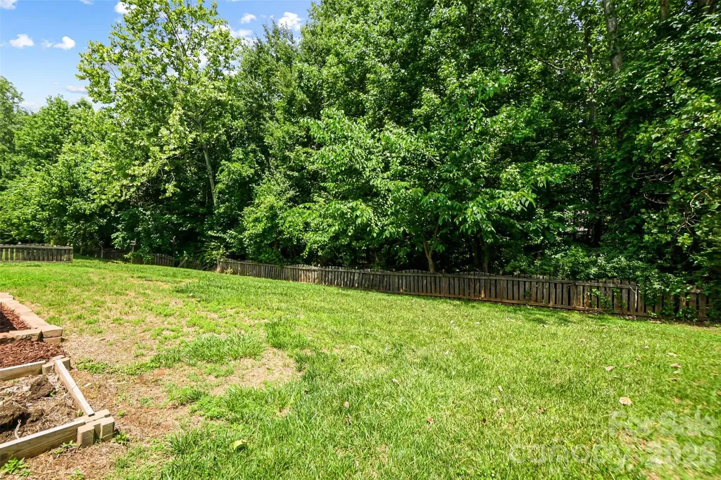 5012 Eagle Creek Drive Charlotte NC 28269