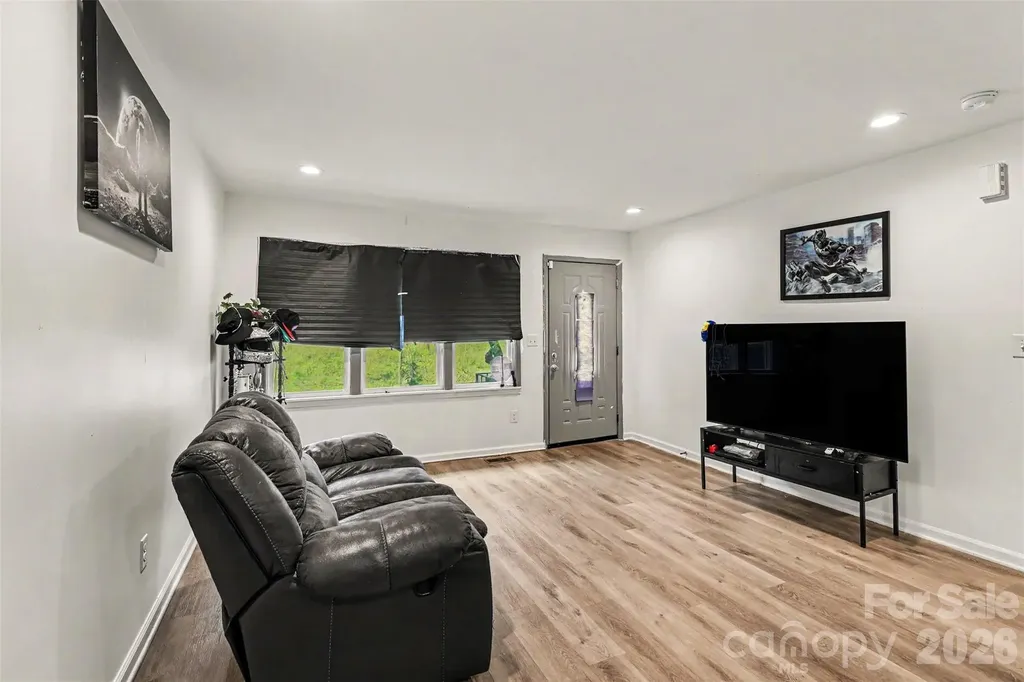 518 Baker Street Kings Mountain NC 28086