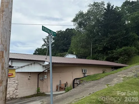 31 Paralee Lane Waynesville NC 28786