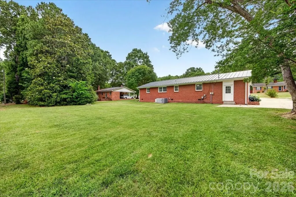 2216 White Store Road Monroe NC 28112