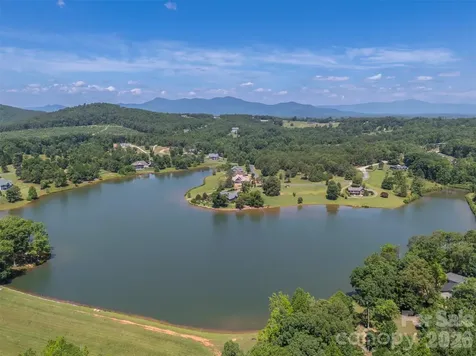 398 Mapleton Lane Columbus NC 28722