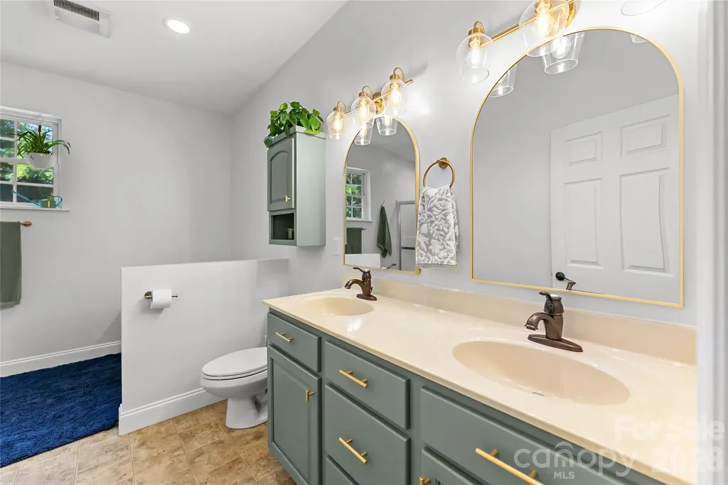 341 Pearson Drive Asheville NC 28801