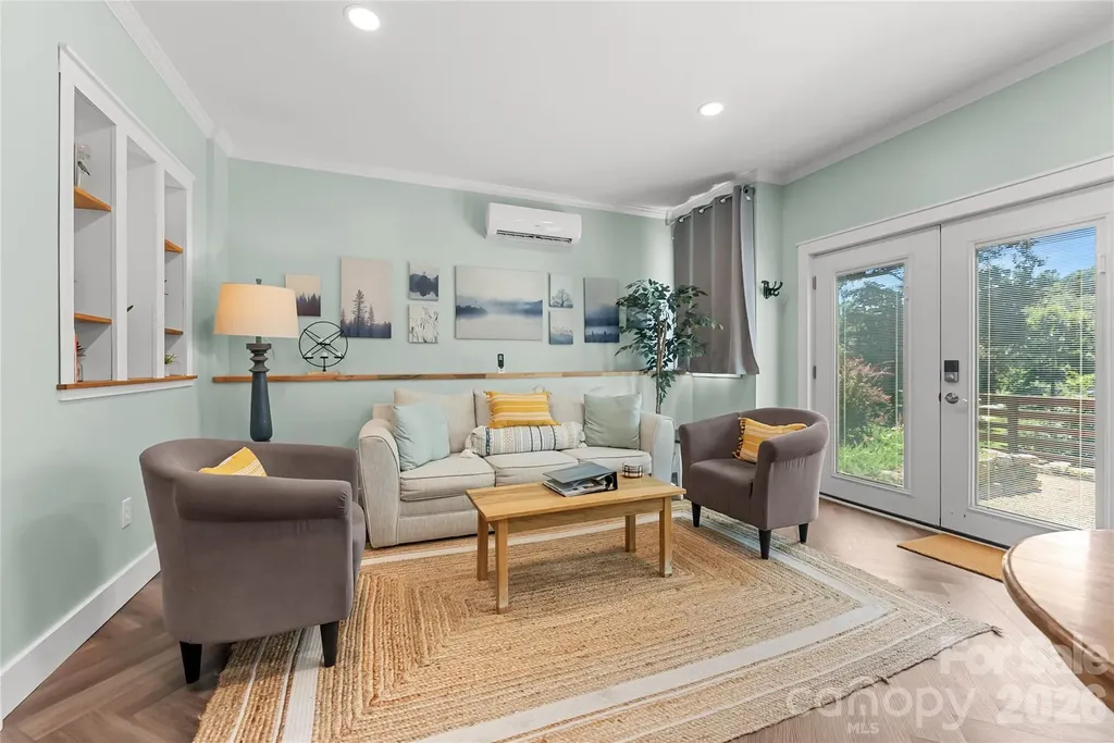 341 Pearson Drive Asheville NC 28801