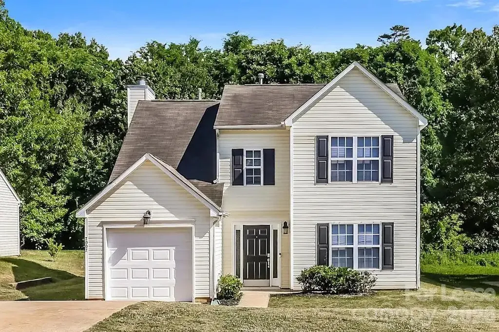7010 Wandering Creek Drive Charlotte NC 28216
