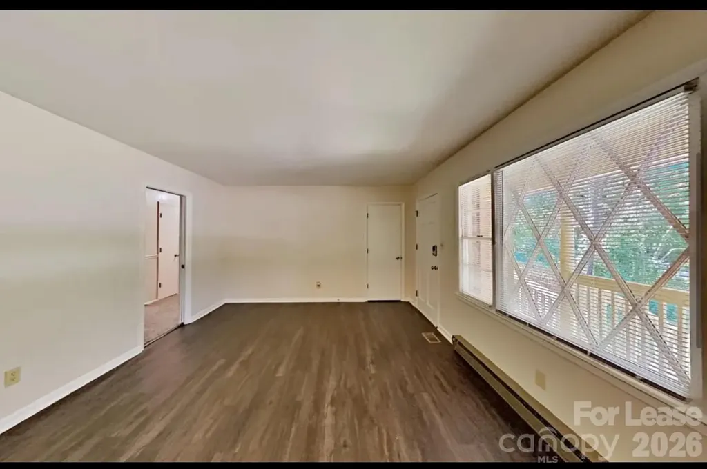 7010 Wandering Creek Drive Charlotte NC 28216