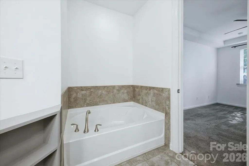 5618 Stonewells Drive Charlotte NC 28278