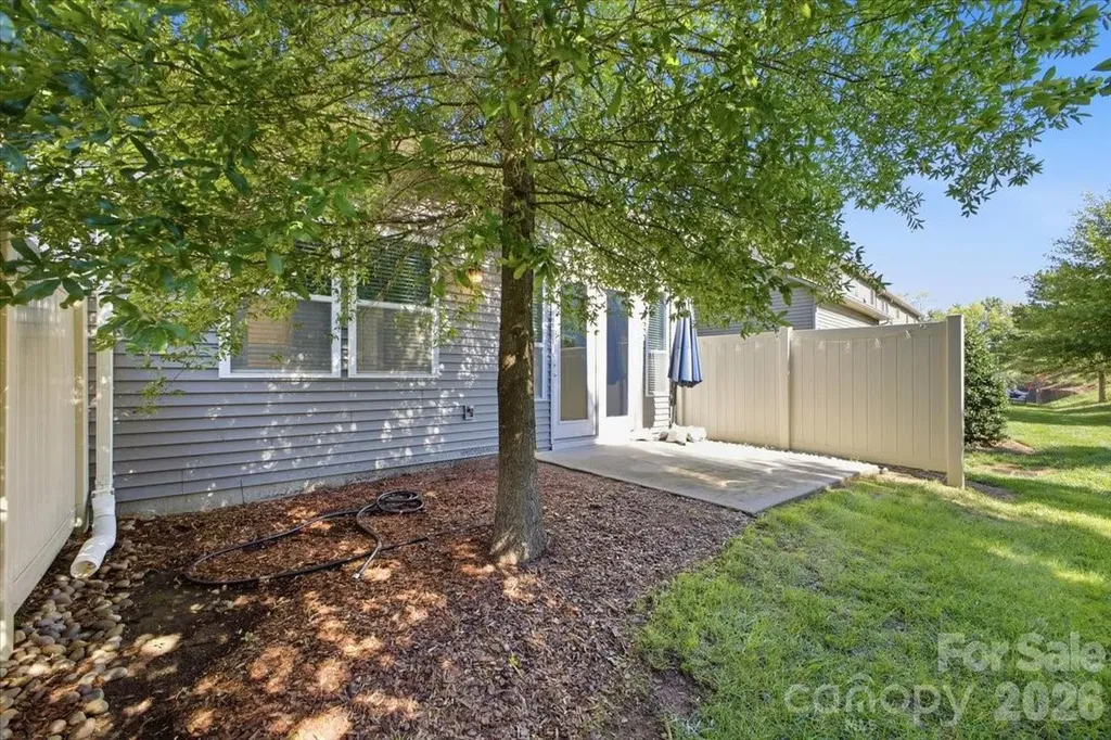 5618 Stonewells Drive Charlotte NC 28278